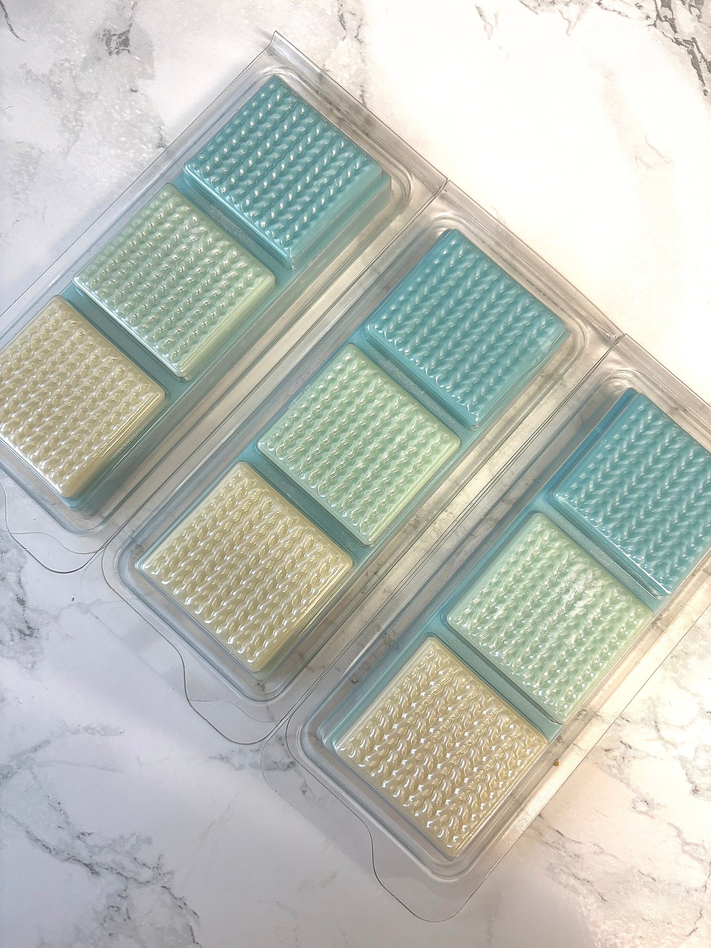 Cashmere Sweater Cosy Clamshell Wax Melt