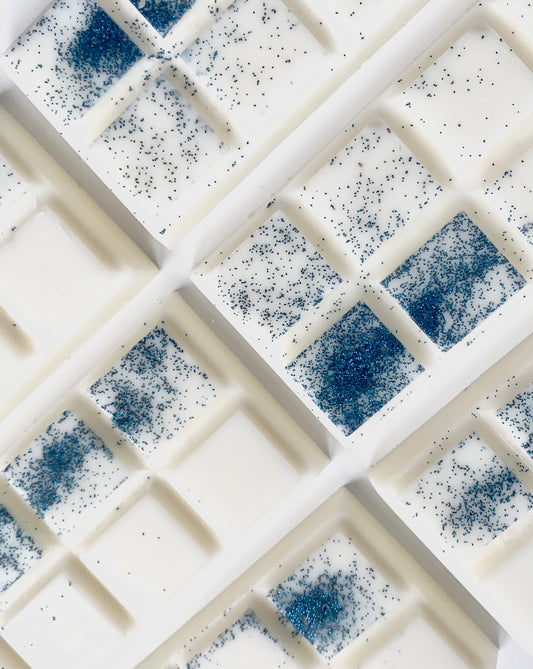 Soapy Doves Snap Bar